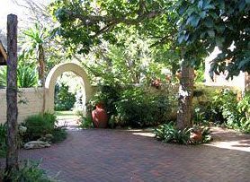 Mongoose Manor Hotel Port Elizabeth Exterior photo